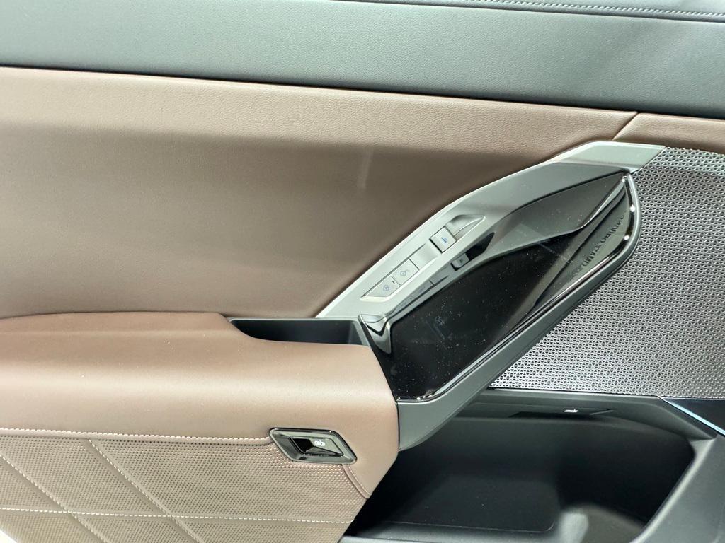 new 2025 BMW 740 car, priced at $110,680