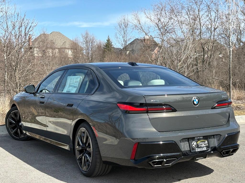 new 2025 BMW 760 car, priced at $132,485
