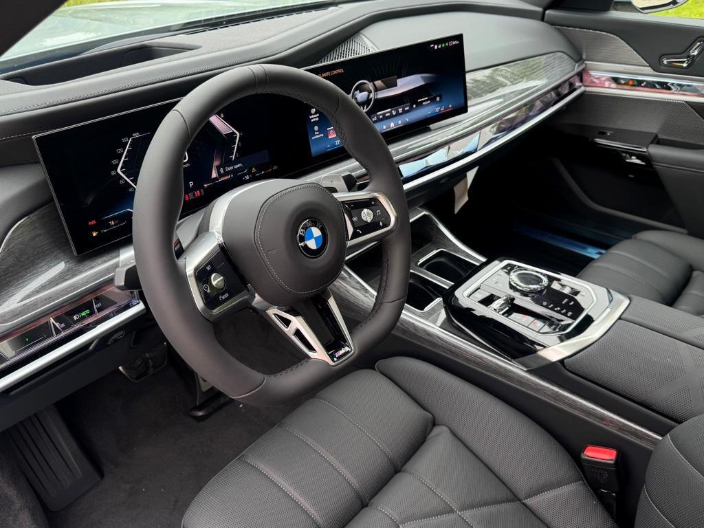new 2025 BMW 760 car, priced at $129,225