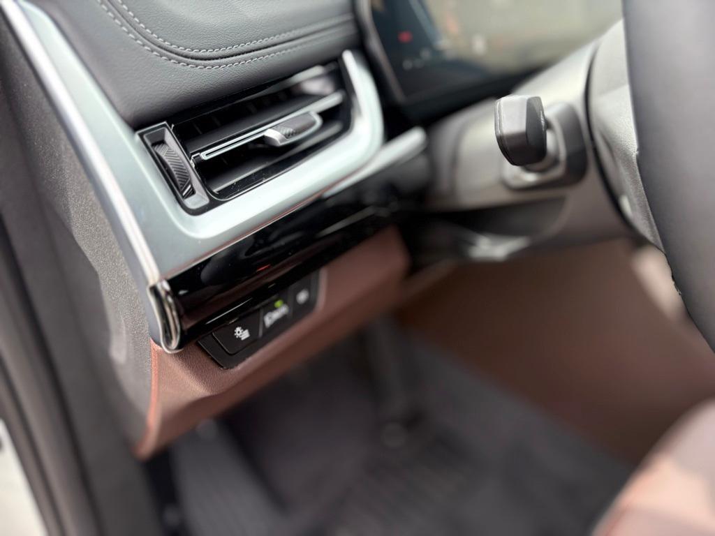 used 2025 BMW X1 car, priced at $39,996
