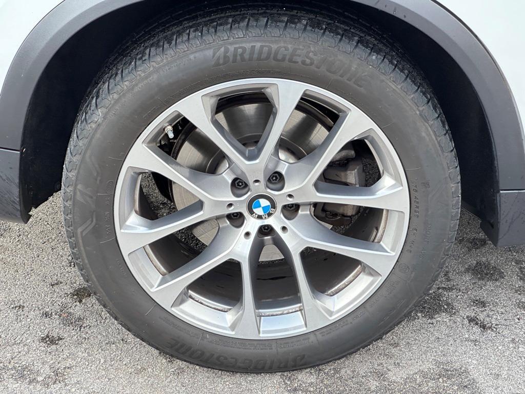 used 2022 BMW X5 car, priced at $39,899