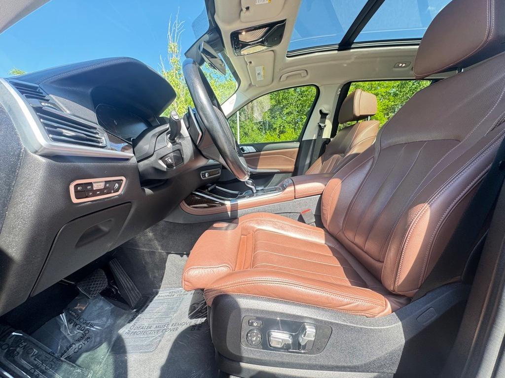 used 2021 BMW X7 car, priced at $40,099