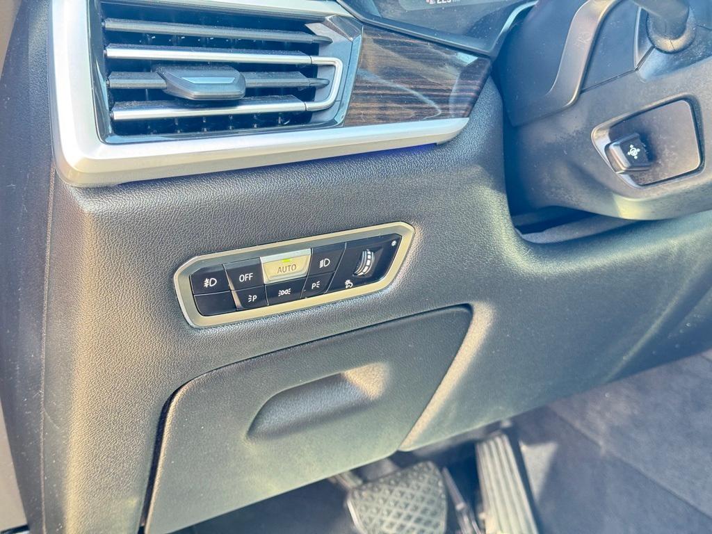 used 2021 BMW X7 car, priced at $40,099