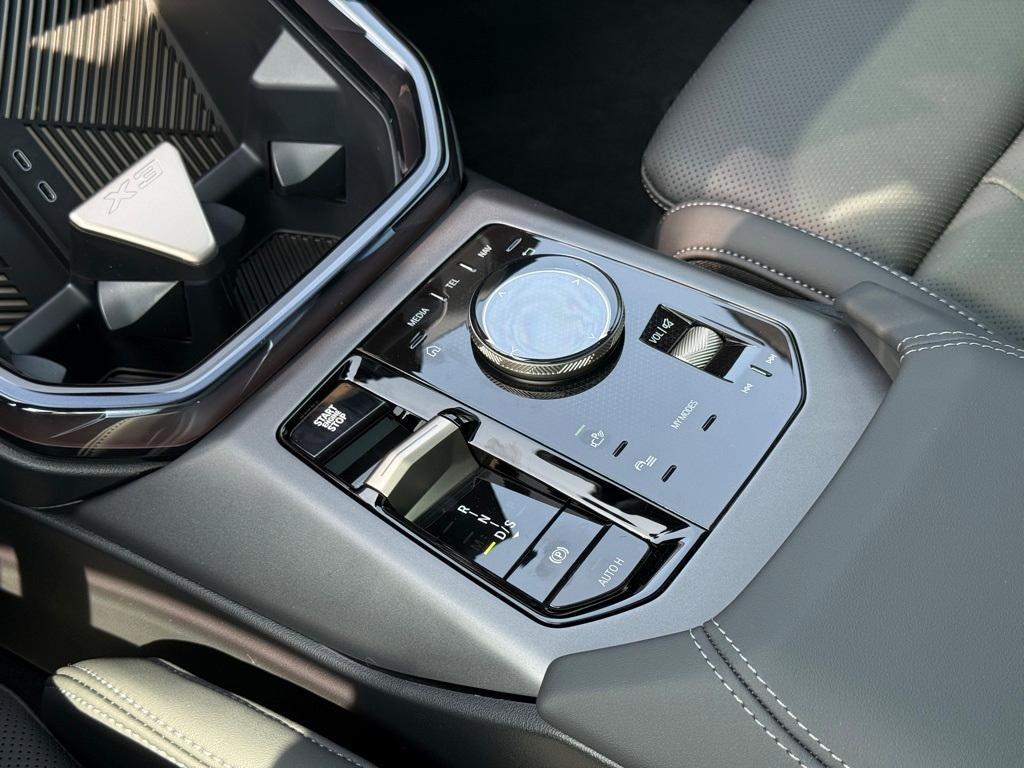 new 2025 BMW X3 car, priced at $54,050