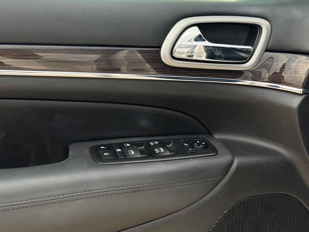 used 2018 Jeep Grand Cherokee car, priced at $23,099
