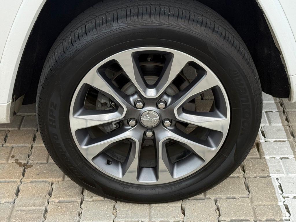 used 2018 Jeep Grand Cherokee car, priced at $23,099