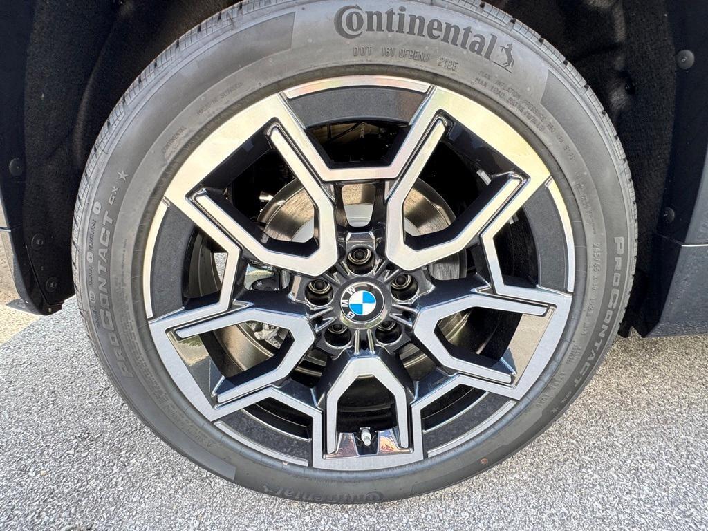 new 2025 BMW X1 car, priced at $47,880