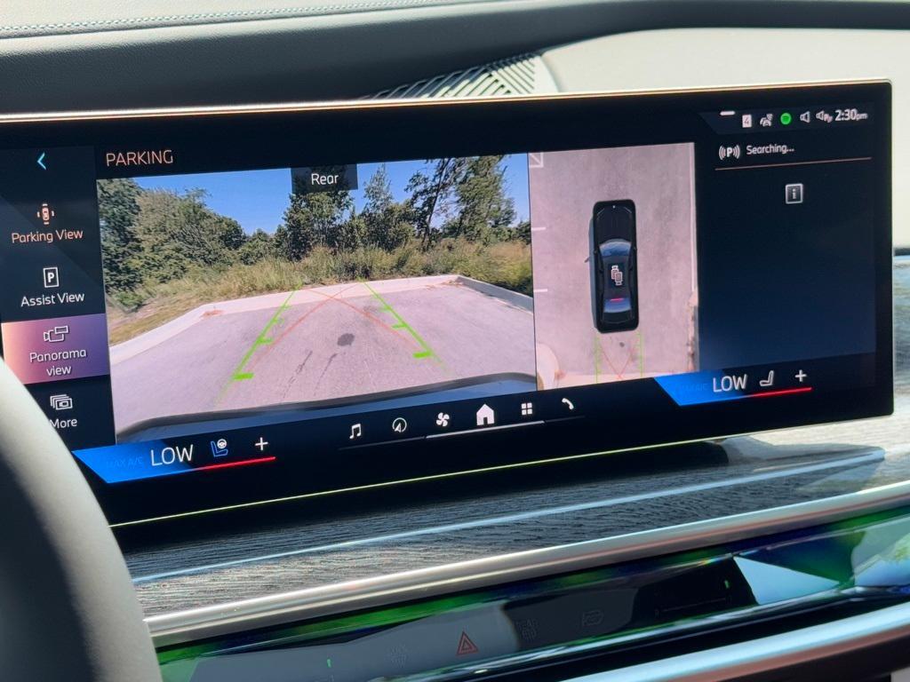 new 2025 BMW 760 car, priced at $137,930