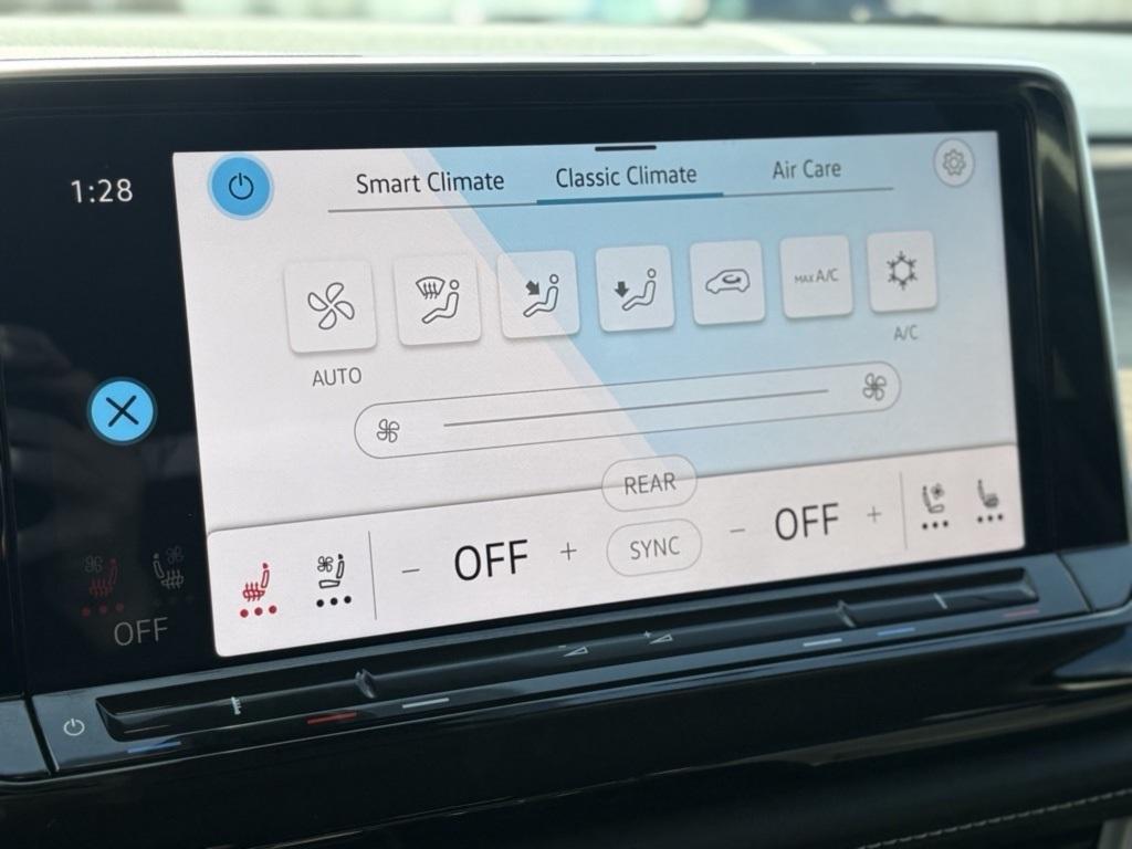 used 2024 Volkswagen Atlas car, priced at $31,147
