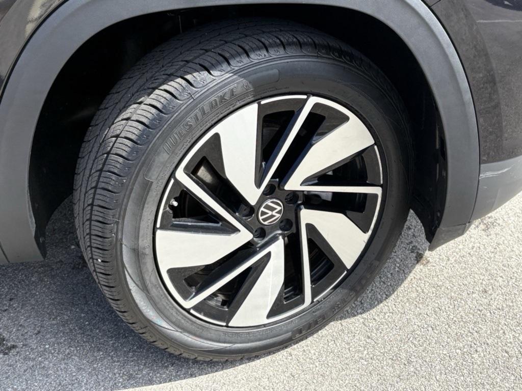 used 2024 Volkswagen Atlas car, priced at $31,147
