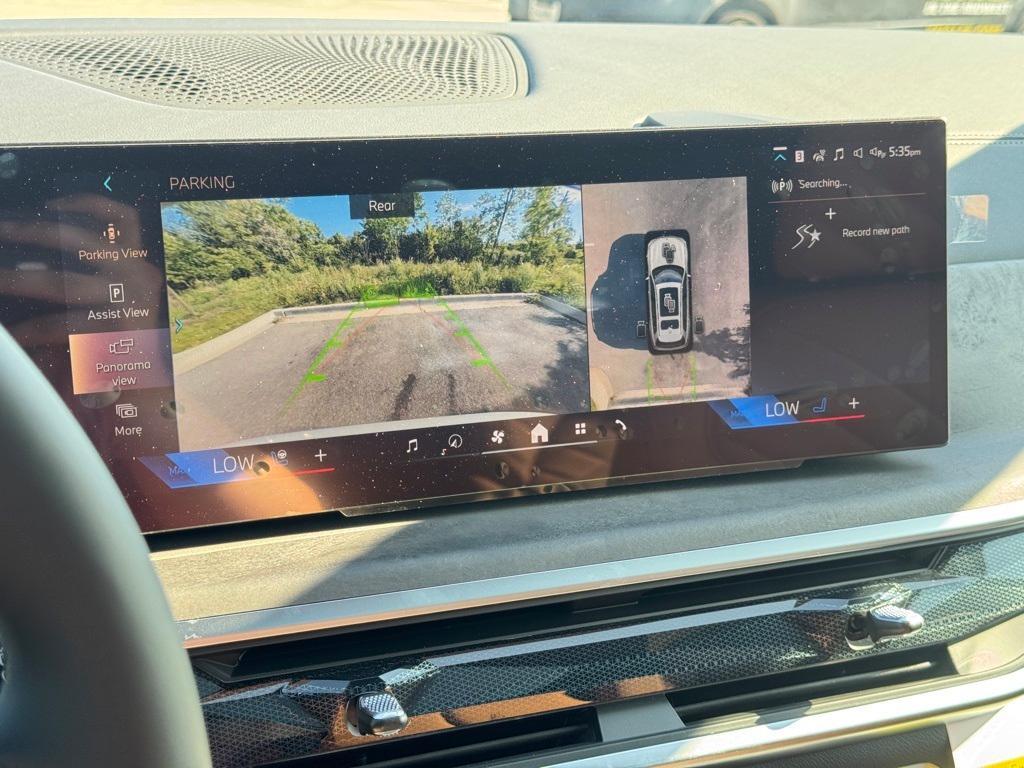 new 2026 BMW X7 car, priced at $98,005
