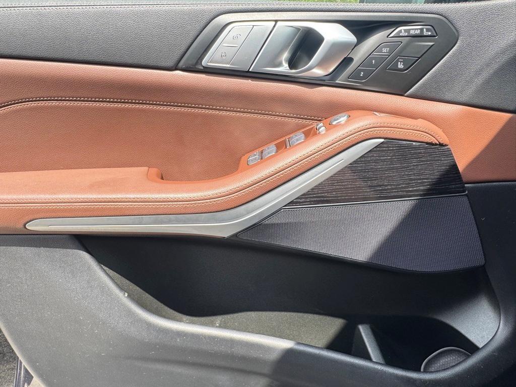 used 2022 BMW X7 car, priced at $60,000