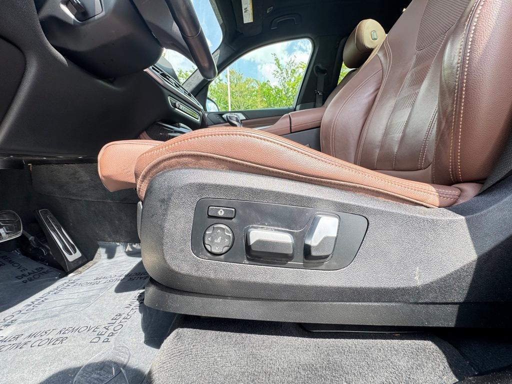used 2022 BMW X7 car, priced at $60,000