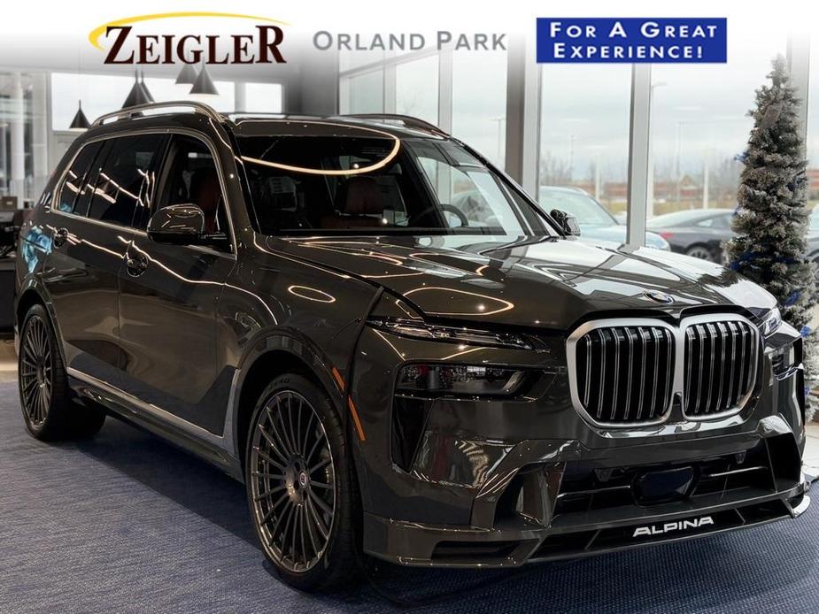 new 2025 BMW X7 car, priced at $161,645