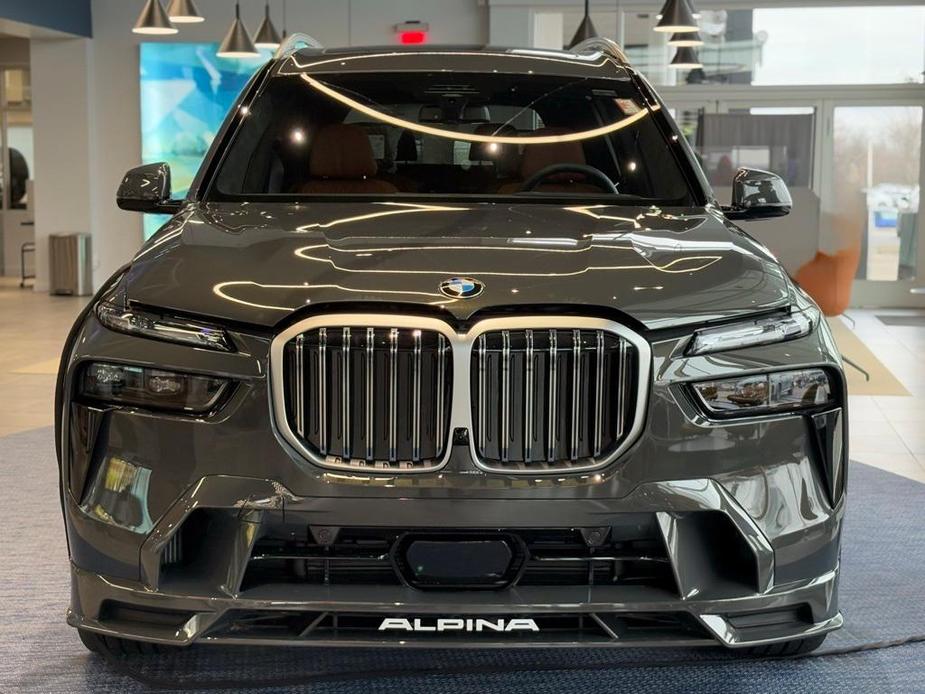 new 2025 BMW X7 car, priced at $161,645