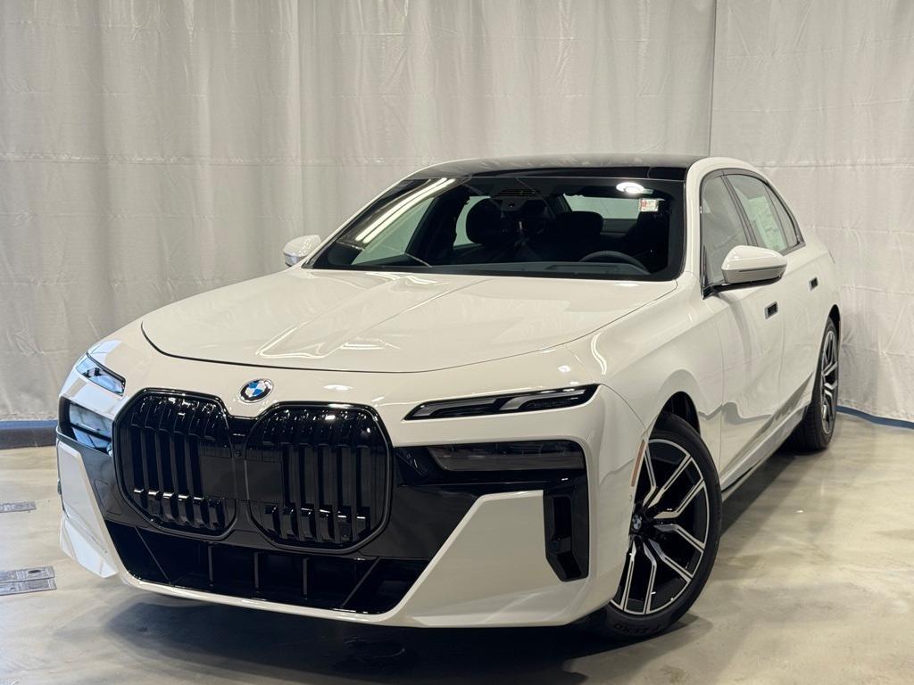 new 2025 BMW 760 car, priced at $128,680