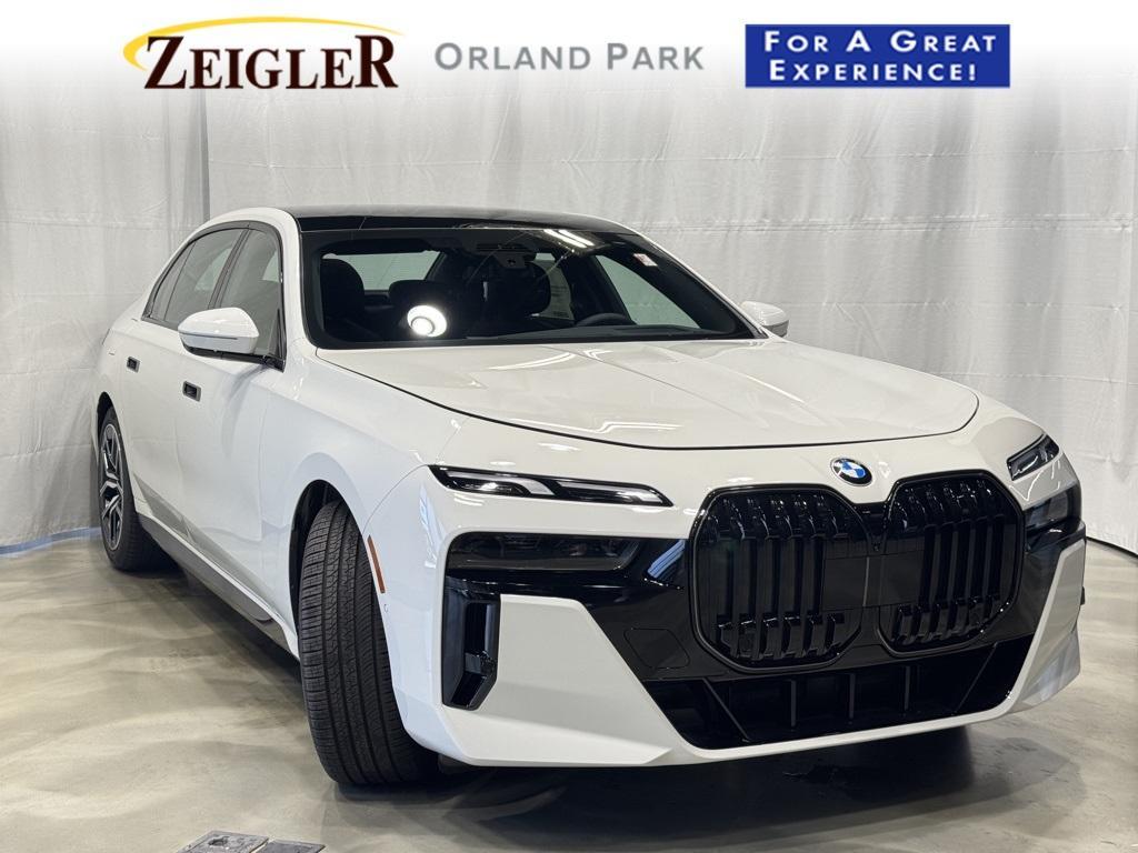 new 2025 BMW 760 car, priced at $128,680