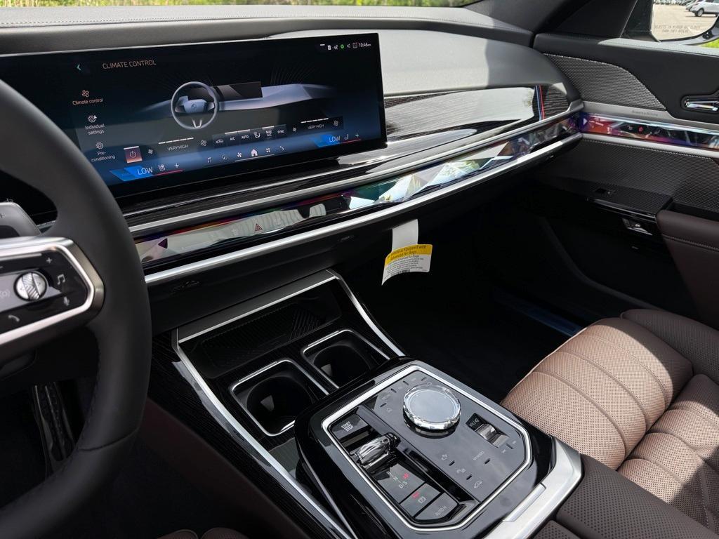 new 2025 BMW 740 car, priced at $105,905