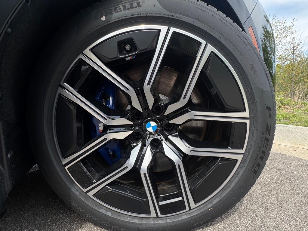 new 2025 BMW 740 car, priced at $105,905
