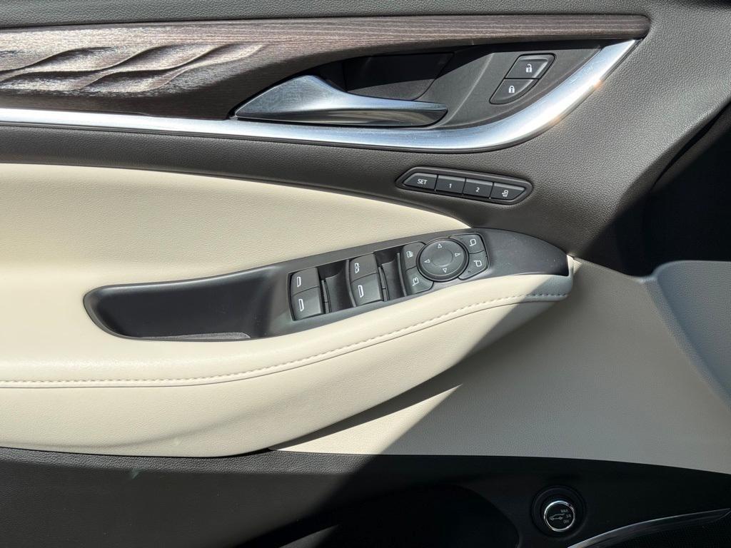 used 2022 Buick Enclave car, priced at $36,092