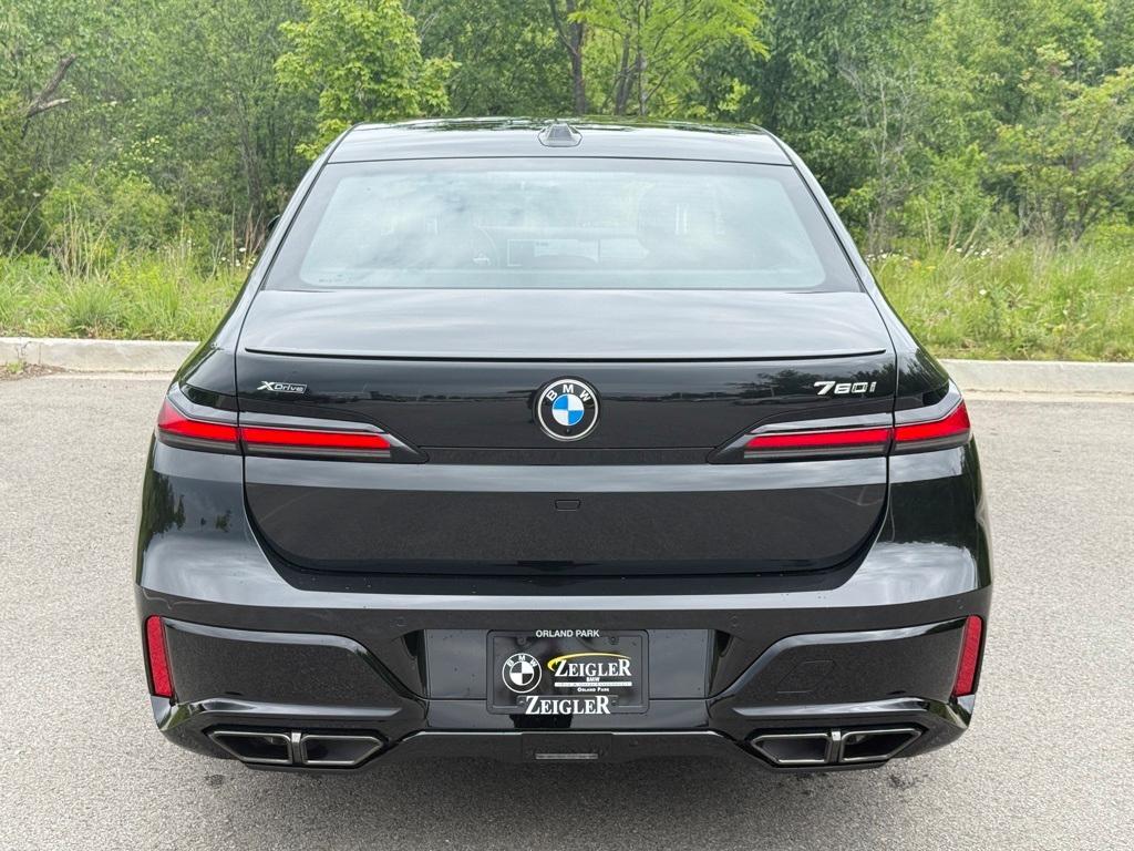 new 2025 BMW 760 car, priced at $132,475