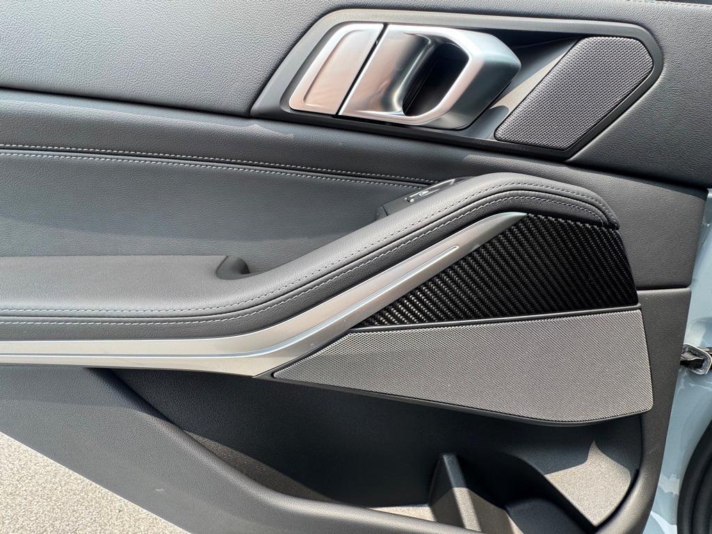new 2026 BMW X5 M car, priced at $133,400