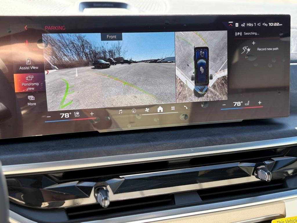 new 2025 BMW X7 car, priced at $126,975