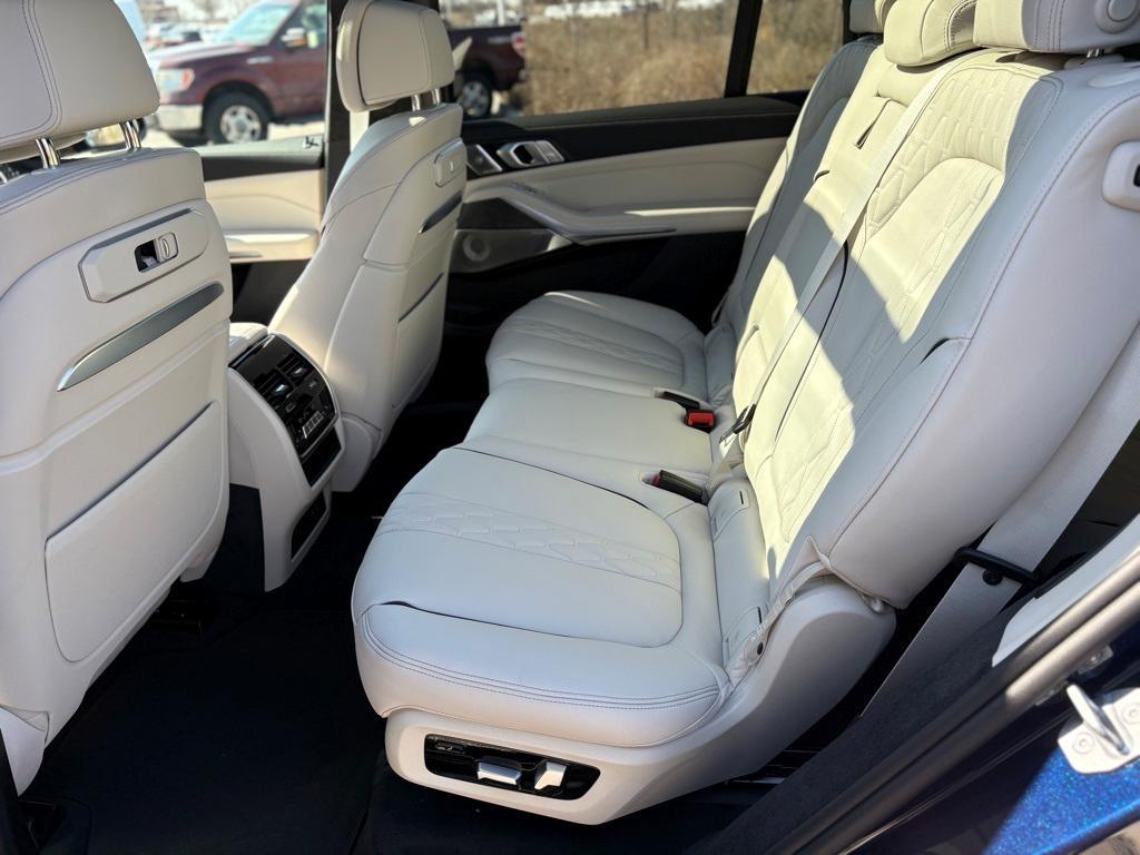 new 2025 BMW X7 car, priced at $126,975