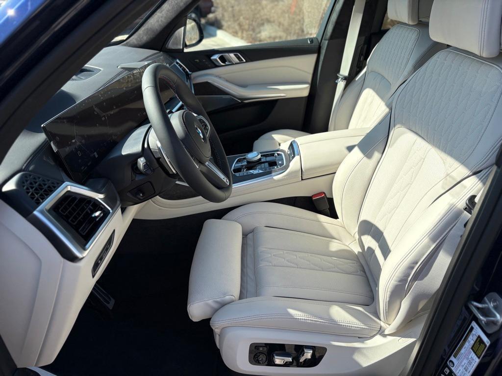 new 2025 BMW X7 car, priced at $126,975