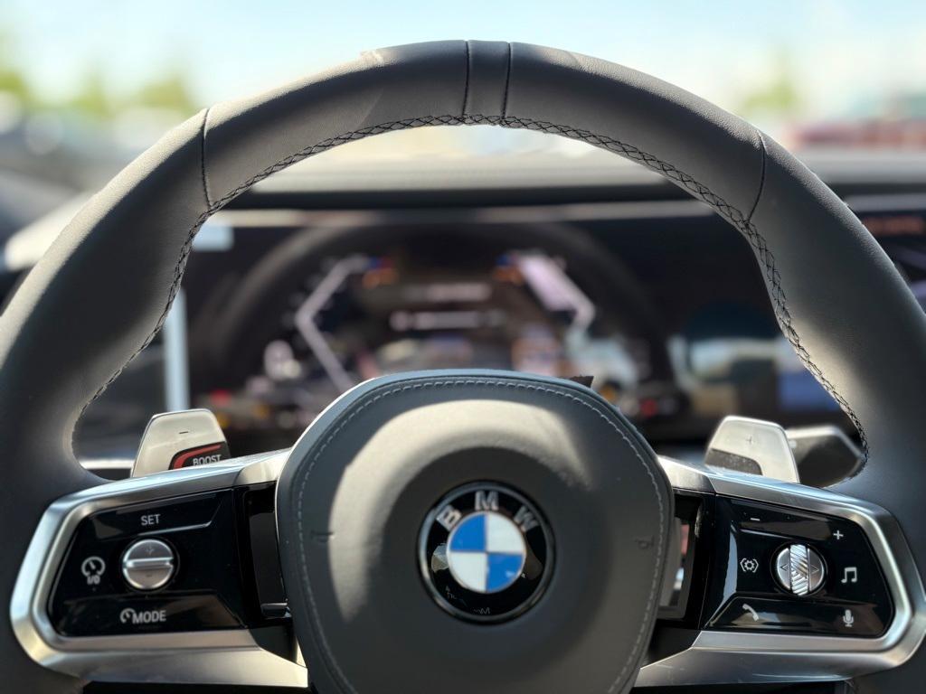 new 2025 BMW 760 car, priced at $133,105