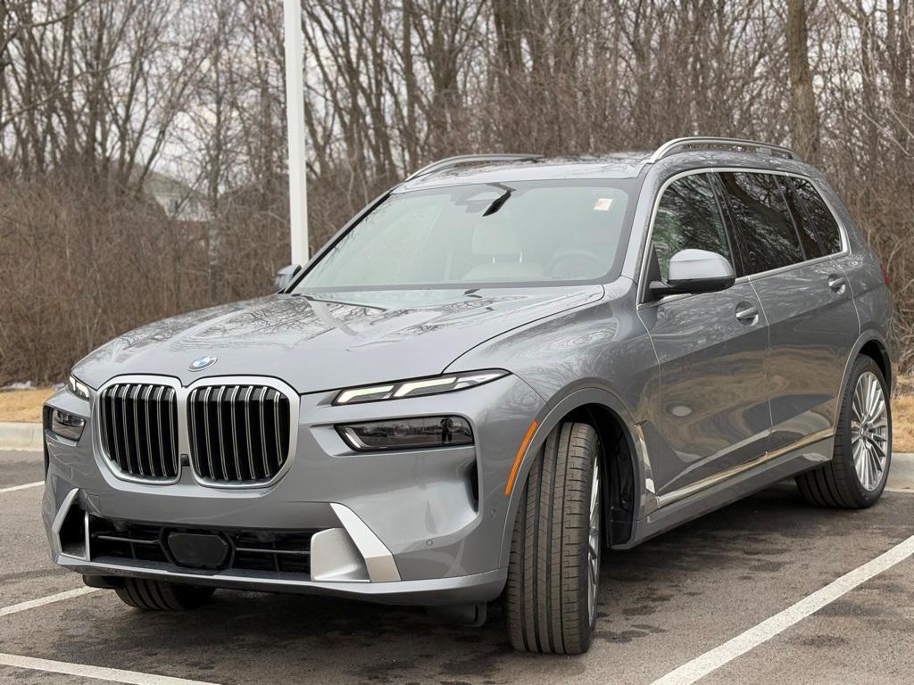 used 2025 BMW X7 car