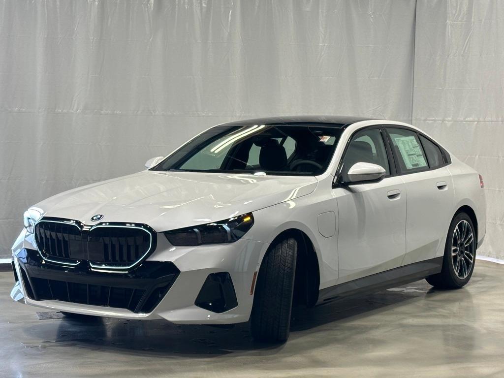 new 2025 BMW 550e car, priced at $78,310