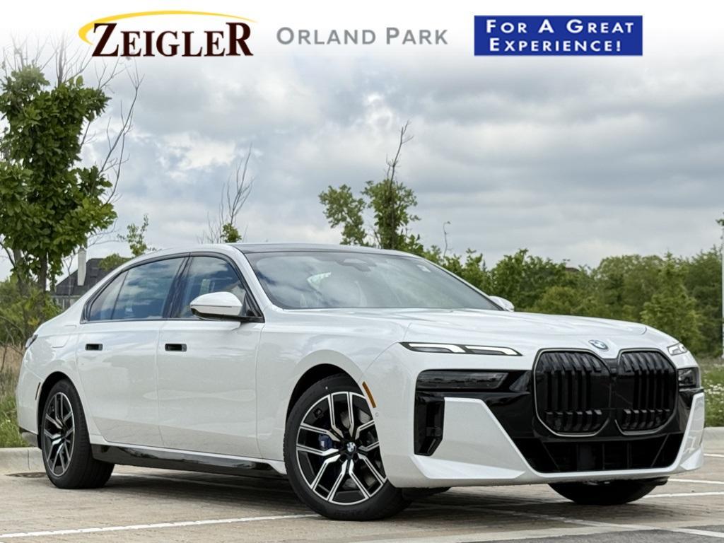new 2025 BMW 760 car, priced at $126,275