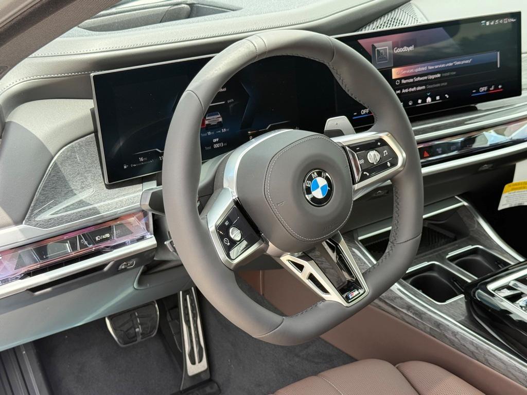 new 2025 BMW 760 car, priced at $126,275