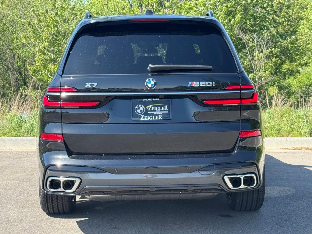 new 2026 BMW X7 car, priced at $115,205