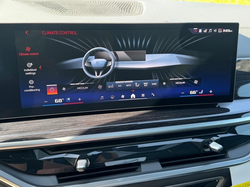 new 2026 BMW X7 car, priced at $115,205