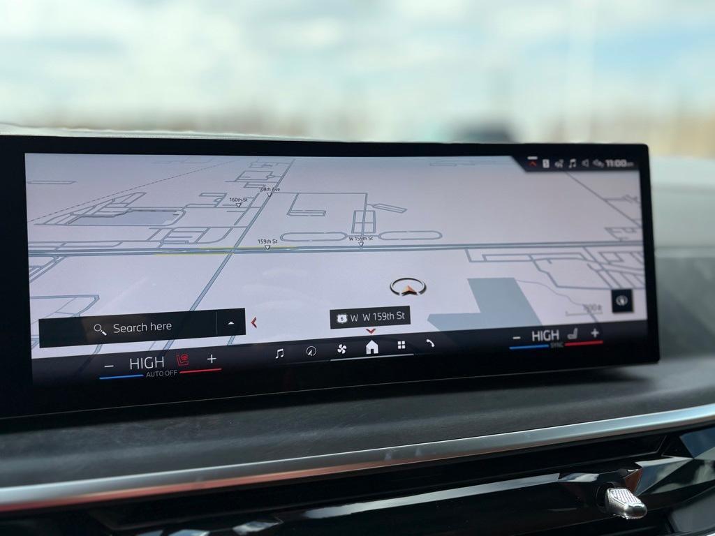 new 2025 BMW X7 car, priced at $120,900