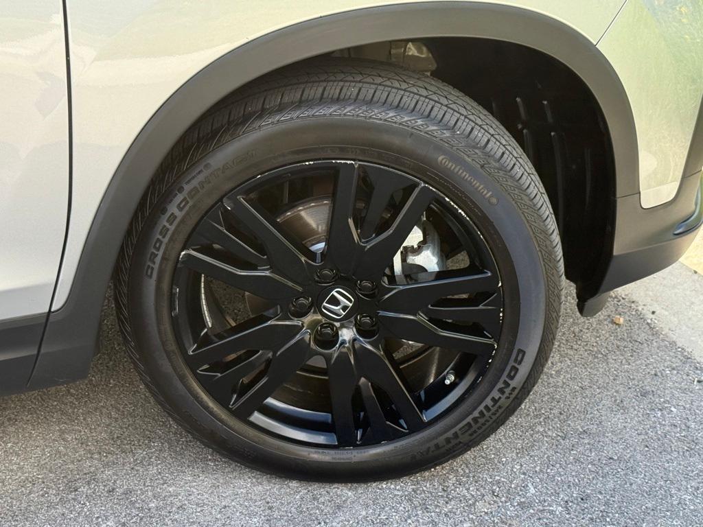 used 2022 Honda Pilot car, priced at $35,000