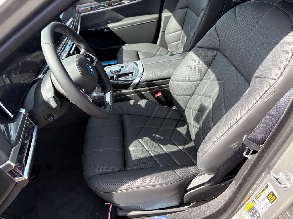new 2025 BMW i7 car, priced at $127,125
