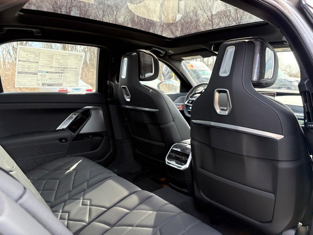 new 2025 BMW i7 car, priced at $127,125