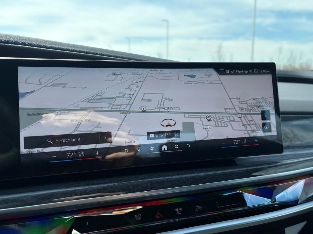 new 2025 BMW i7 car, priced at $127,125