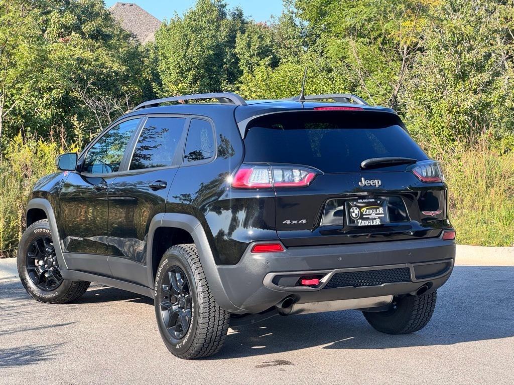 used 2019 Jeep Cherokee car, priced at $18,555