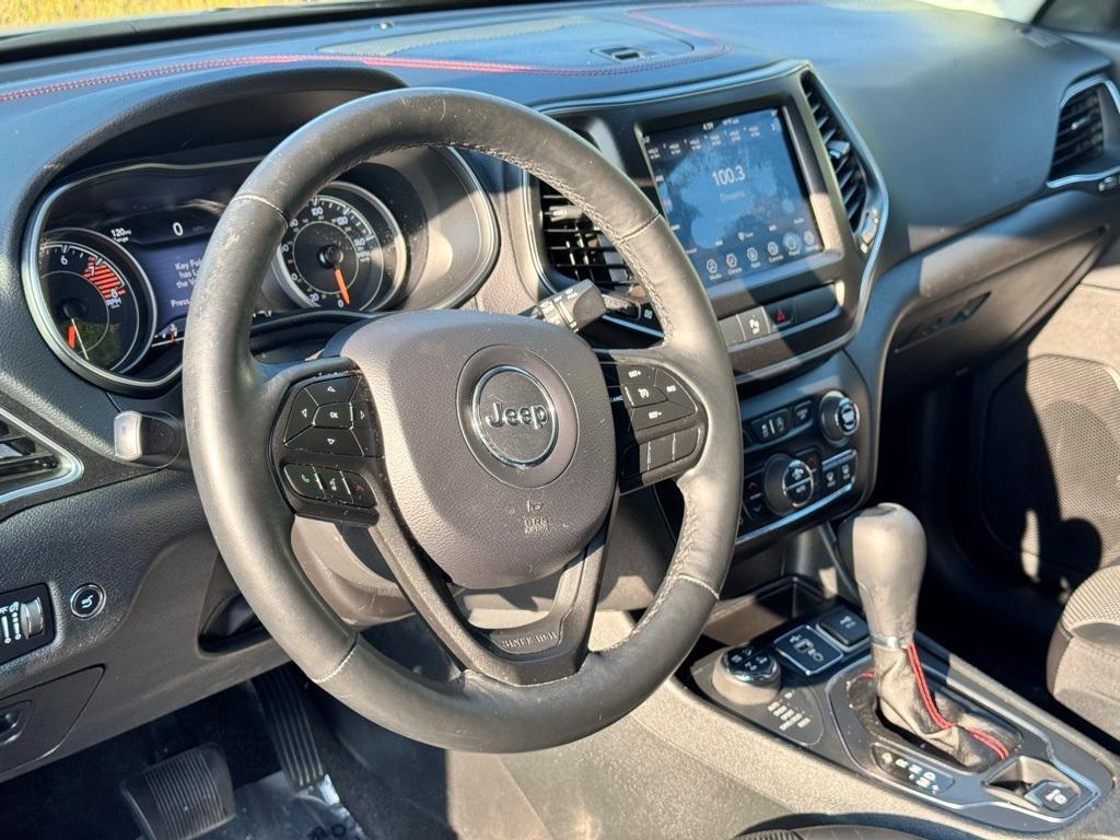 used 2019 Jeep Cherokee car, priced at $18,555