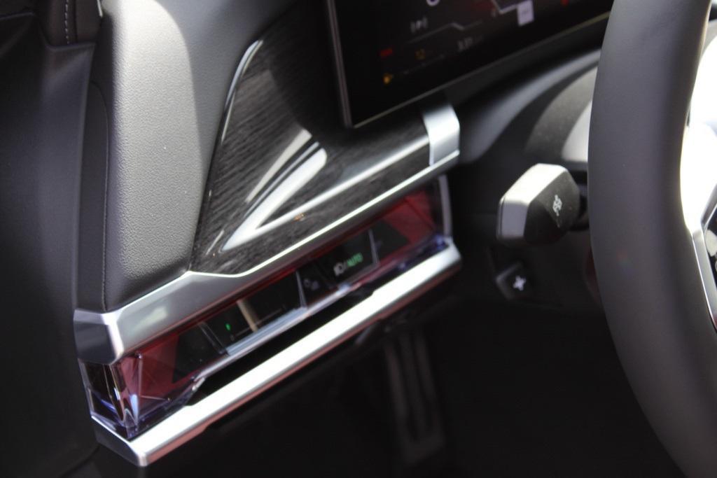 new 2025 BMW 760 car, priced at $129,980