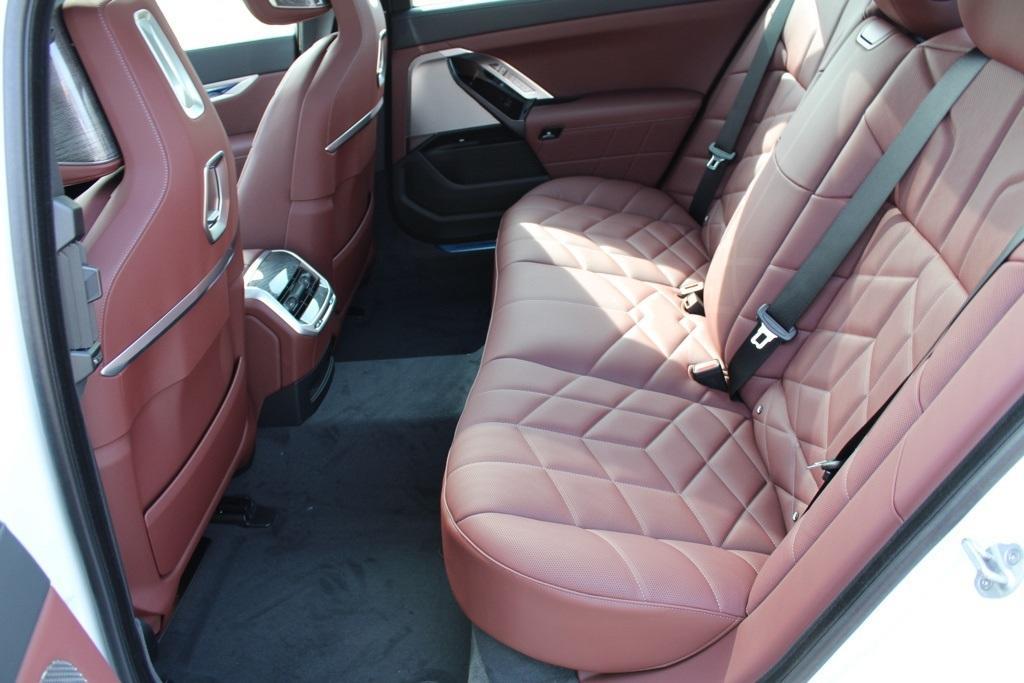 new 2025 BMW 760 car, priced at $129,980
