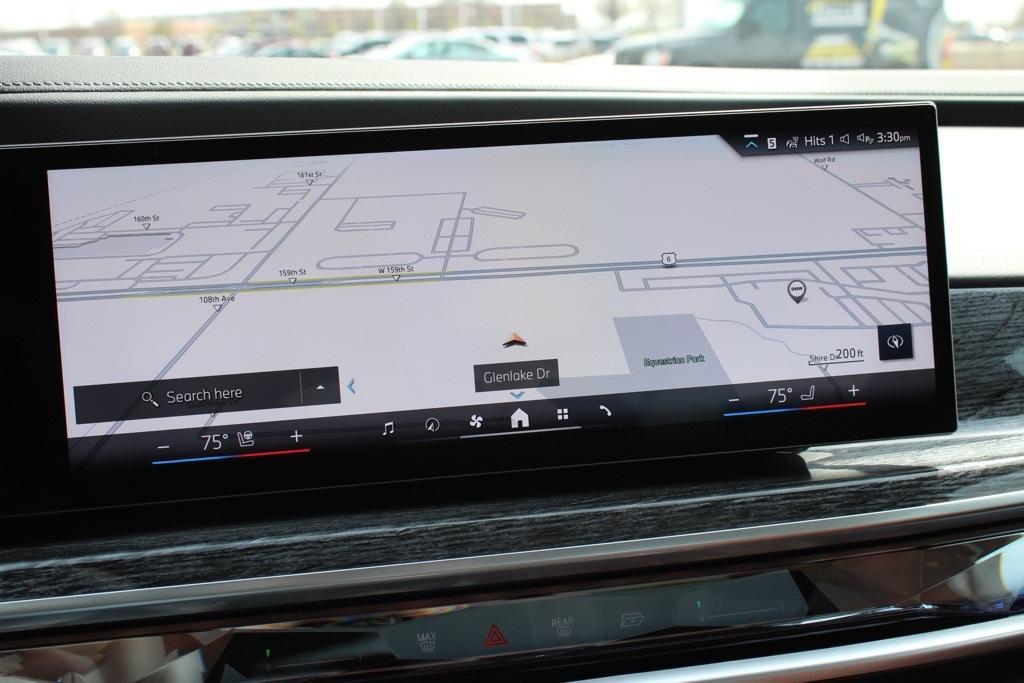 new 2025 BMW 760 car, priced at $129,980