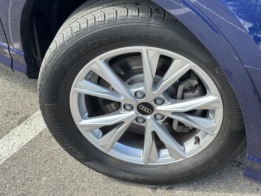 used 2024 Audi Q3 car, priced at $31,099