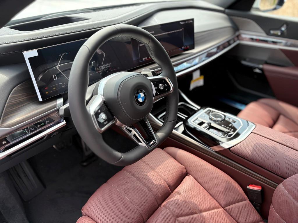 new 2025 BMW 760 car, priced at $134,580