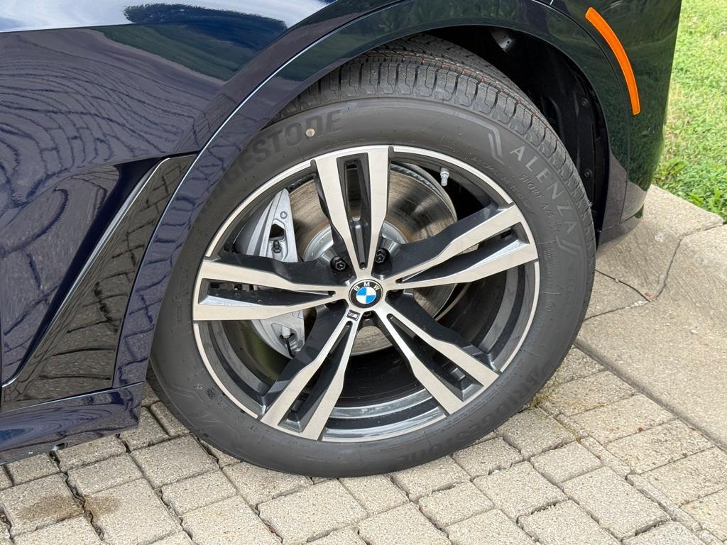new 2026 BMW X7 car, priced at $99,335