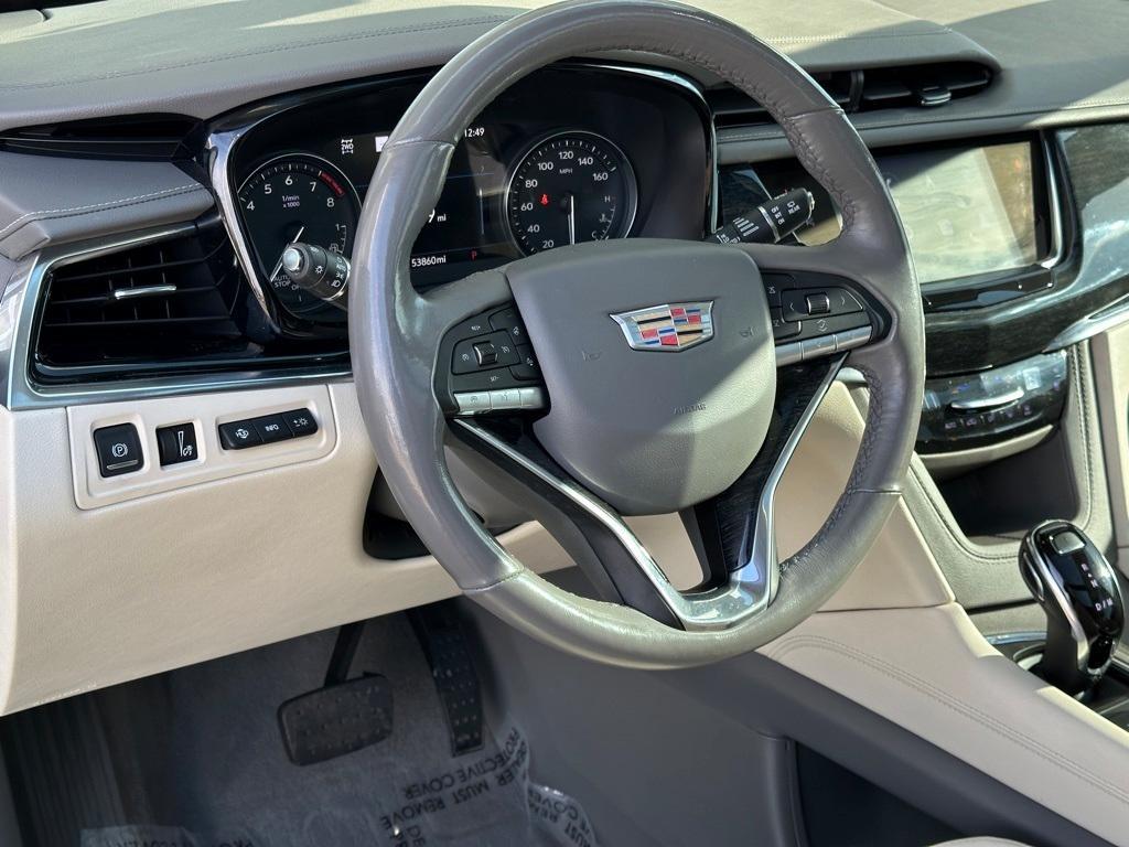 used 2022 Cadillac XT6 car, priced at $31,225